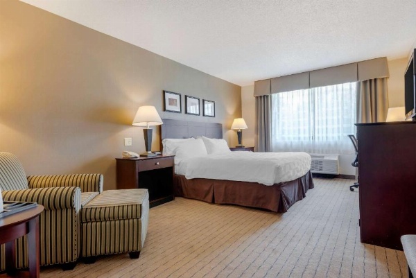 Clarion Inn Elmira Horseheads image 10
