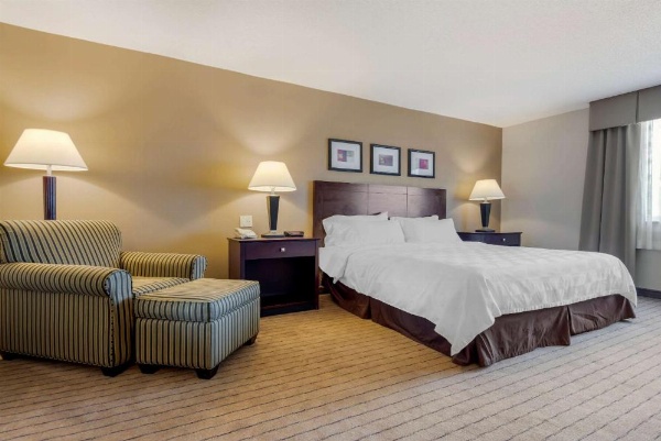 Clarion Inn Elmira Horseheads image 17