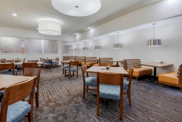 Clarion Inn Elmira Horseheads image 27